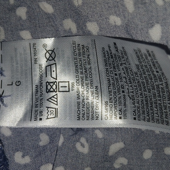 Old Navy Blue tank top with white cheetah prints - Picture 6 of 6